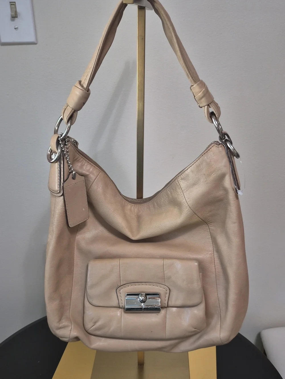 Coach Beige Leather Hobo Shoulder Bag